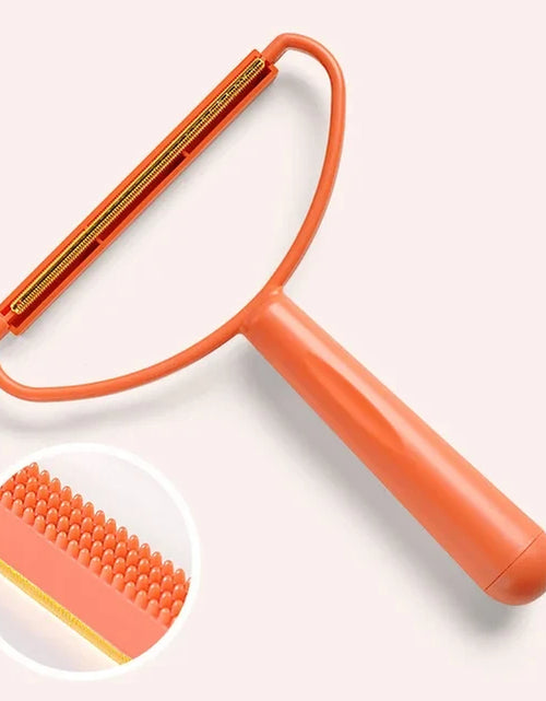 Load image into Gallery viewer, Pet Hair Remover Portable Manual Scraper Lint Cleaner Sticky Brush Cat Hair Removal Brush Hair Removal Tool Cat Accessories
